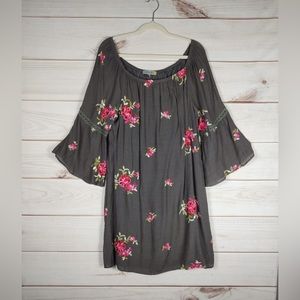 Figueroa Flower XL Dress/Tunic Womans Muted Grey W/embroidered Colorful Flowers.